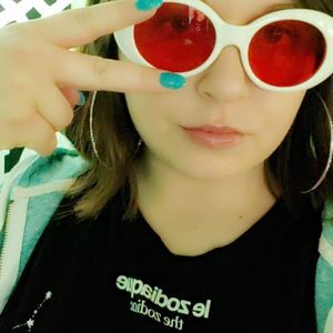 Meet your Posher, Kaci